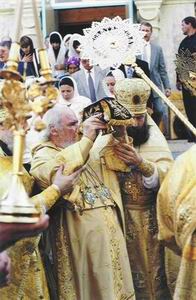 Освящение Святейшим   Патриархом  Московским и всея Руси Алексием II кафедрального собора в честь святых Жен-Мироносиц